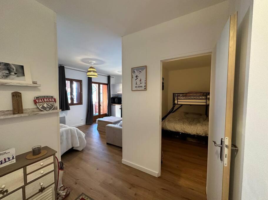 Superbe T2 Au Pied Des Pistes Apartment Гийом Екстериор снимка