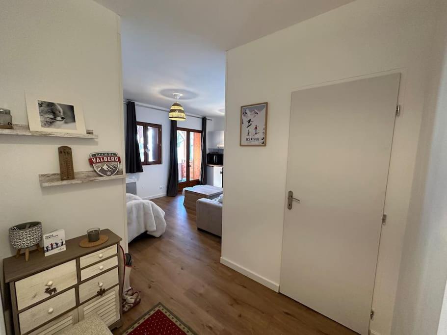 Superbe T2 Au Pied Des Pistes Apartment Гийом Екстериор снимка